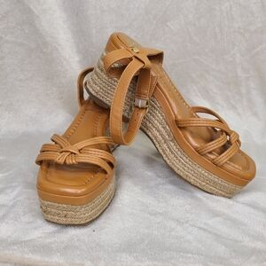 VINCE CAMUTO Loressa Leather Platform Wedge Espadrille Sandals NWT Sz 7.5 Tan